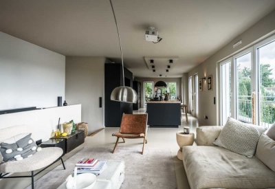 Exklusives Neubau-Penthouse über zwei Ebenen mit traumhaften Blicken ins Grüne bis nach Mainz!