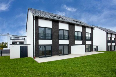 Provisionsfrei: 8 fertiggestellte einzugsbereite grosszügige Doppelhaushälften in Rosbach!