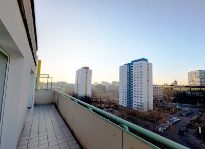 4-Zimmer-Wohnung mit Penthouse-Gefühl in Berlin-Mitte - provisionsfrei