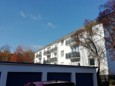 Geschmackvolle 3-Raum-Wohnung mit gehobener Innenausstattung mit Einbauküche in Wiesbaden
