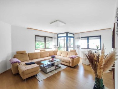 Charmantes wohnen in bester Lage: Verkauf einer 2-Zimmer-Wohnung in Bad Homburg | Garage | Keller