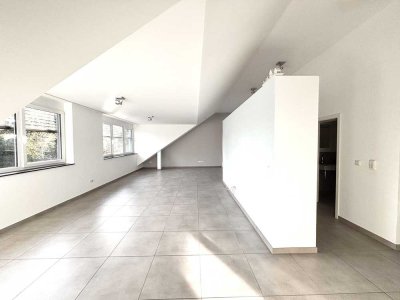 Skylineblick inklusive: Moderne 4,5-Zimmer-Wohnung am Lerchesbergring