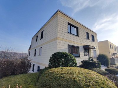 Lahnstein
Auf der Lahnhöhe
 4-Zimmer-Terrassenwohnung mit traumhaftem Panoramablick