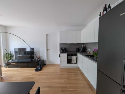 Exklusive 2-Zimmer-Wohnung mit Einbauküche in Offenbach am Main
