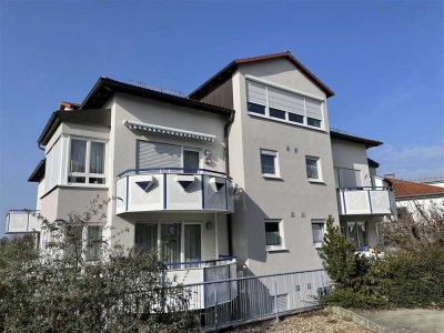 Grafenau-Döffingen!- Ideal für Generation 30+ -Wohnen in Randlage mit Balkon & Garage!