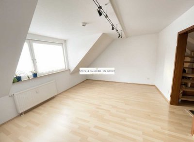 Tolle 3 Zimmer-Maisonette-Wohnung mit Balkon und Stellplatz zu vermieten.
