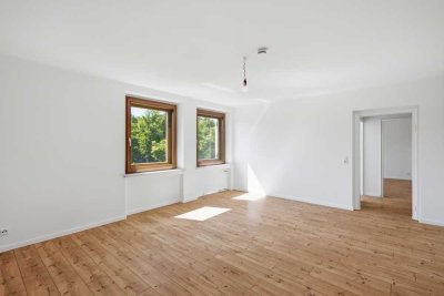 Sofort frei! 4-Zimmer-Altbauwohnung in Sendling-Westpark! Provisionsfrei!