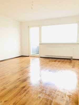 Frisch renovierte 3-Zimmer Wohnung mit Balkon in Oberaden