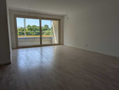 Vier Zimmer mit Weitblick: Helle Wohnung mit großzügiger Loggia