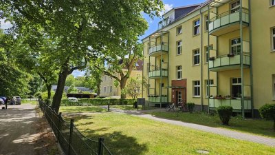 Neuruppin  2 Zimmer, Balkon, Garage, Stellplatz