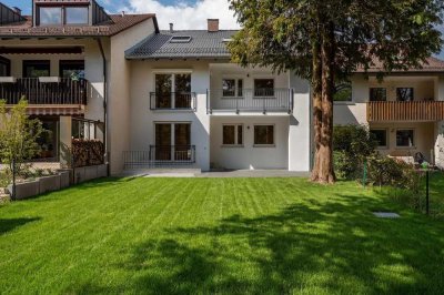 Ihr neues Zuhause: Exklusiv modernisierte 4-Zimmer-Wohnung mit großem Garten