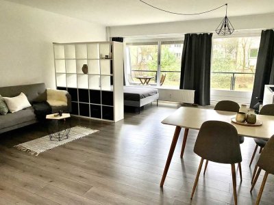 wunderschönes voll möbliertes 1 Zi. Luxus Apartment mit Schwimmbad, Sauna, Tiefgarage in Marienthal