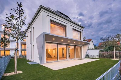 Frei stehendes Einfamilienhaus mit Tiefgarage und Weitblick