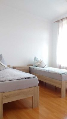4 Zi. Wohnung mit Balkon und Badewanne