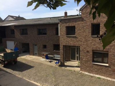 Bauernhaus mit vier Zimmern auf ehemal. Hof in Swisttal Morenhoven