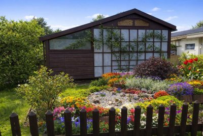 IDYLLISCHES GARTENHAUS IN RUHIGER LAGE AM HEIDERAND VON DRESDEN-BÜHLAU