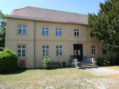 Charmantes Mehrfamilienhaus mit Charakter - 4 WE - ehemaliges Gutshaus - langjährige Mieter