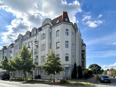 Charmante Dachgeschosswohnung mit Tageslichtbad