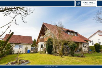 Gepflegtes Zweifamilienhaus in unverbaubarer Randlage und vielen Highlights