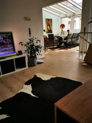 großzügige 4 Zi. Maisonette Whg. in top Lage OF mit EBK und großer Dachterrasse