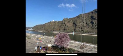 Erstbezug nach Sanierung, Balkon zum Rhein + Sonnenterrasse