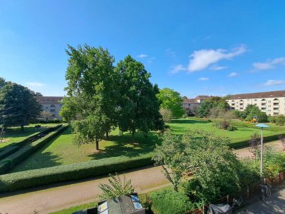 Zi. N° 2 in 3-er WG ( M ) - Denkmalsiedlung    " Grüner Hof  "     Erstbezug nach Kernsanierung