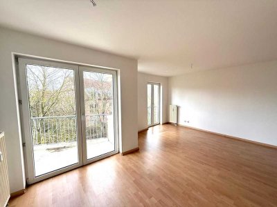 Helle 2-Zimmer-Wohnung mit Balkon&EBK