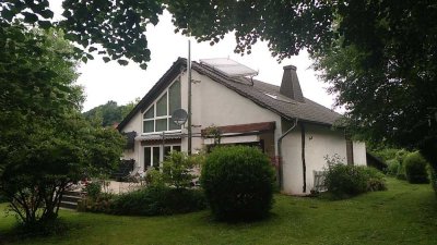 Einfamilienhaus in ruhiger Waldrandlage