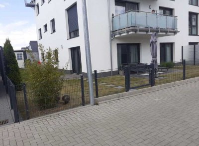 Erdgeschoss Wohnung mit Garten / 3,5 Zimmer