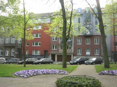 Ruhige Wohnung am Stadtpark mit sw-Balkon mitten in Aachen