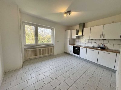 Helle 2–3-Zimmer-Wohnung mit großzügiger Wohnküche