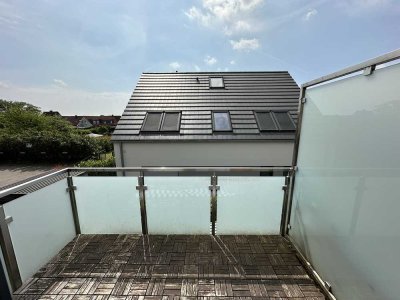 Helle Neubau-Wohnung (2021) mit Südbalkon & EBK in Münster-Hiltrup Ost