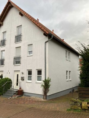 Gepflegte 6-Zimmer-Doppelhaushälfte mit EBK in Freinsheim