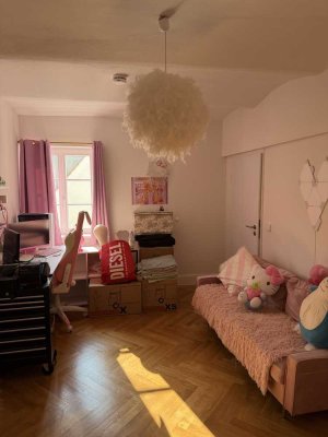 Moderne Neubau-WG Zimmer nur für Frauen | Luxuszimmer in Augsburg Zentrum1
