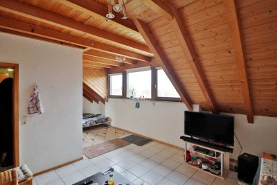 Modernisierte, helle Etagenwohnung mit klarer Raumstruktur – ideal für Kapitalanleger