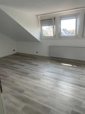 Moderne 3‑Zimmer Dachgeschosswohnung in Zwingenberg