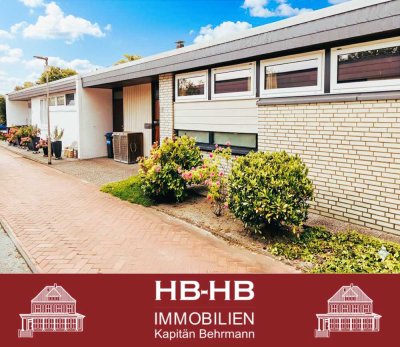 "Heller Atrium-Bungalow mit zwei Bädern und einer Garage"