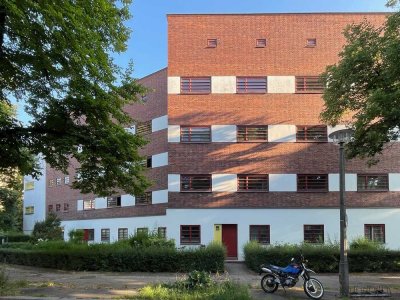 Helle 3,5-Zimmer-Altbauwohnung an der Grenze zu Prenzlauer Berg – mit Gemeinschaftsgarten