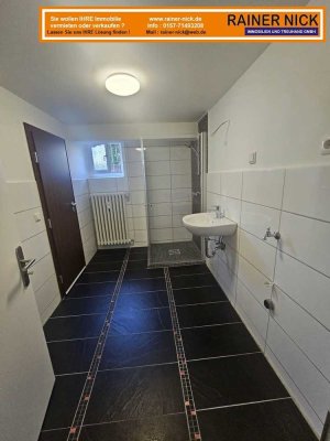 Top 4,5 Raum Erdgeschoss-Souterrain-Wohnung mit Terrasse in Duisburg Neumühl