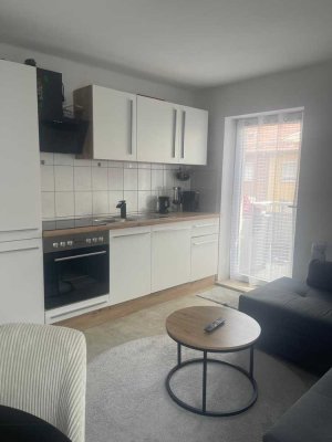 schöne Teilsanierte Wohnung mit Möbel zu verkaufen