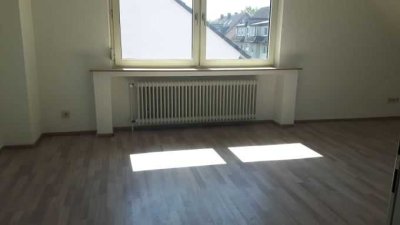 WBS erforderlich! Schöne 3,5R Wohnung Stadtnah.