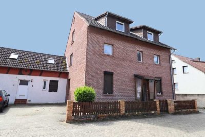 Kapitalanleger aufgepasst: MFH mit 3 Wohnungen und Garten in guter Lage von BS-Wenden !