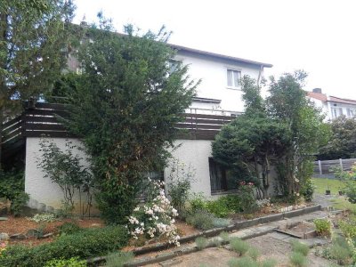 Zentrumsnahes und ruhig gelegenes Wohnhaus in Aalen mit schöner Aussicht