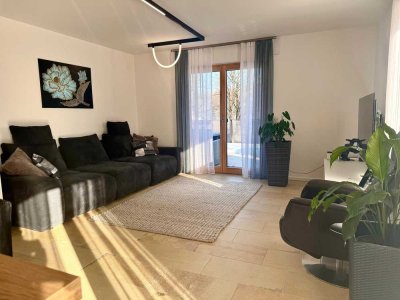 Exklusive Erdgeschosswohnung mit 2 Tiefgaragenstellplätzen und Blick auf den Hammersee