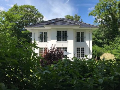 Exklusives Einfamilienhaus mit 7 Zimmern in Neumünster-Innenstadt