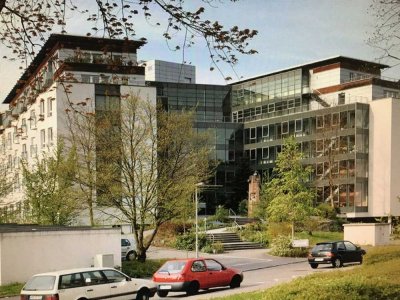 Mindestalter 60+ Exklusive, gepflegte 2-Zimmer-Wohnung mit Balkon und Einbauküche in Winnenden