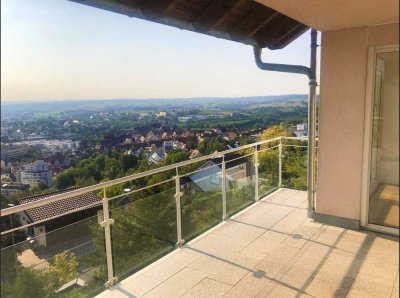 Exklusive 5-Zimmer Wohnung mit traumhafter Aussicht über Leonberg