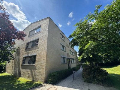 Moderne Dachgeschoss-Wohnung mit sonniger Dachterrasse