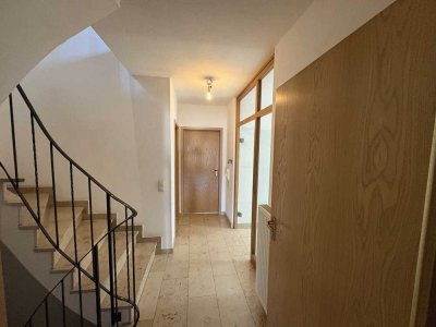 Mehrfamilienhaus mit XXL-Grundstück – Viel Platz für Ihre Ideen und Visionen
