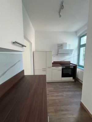 3-ZIMMER, BALKON, TAGESLICHTBAD +  NEUE EBK, PKW-SP möglich